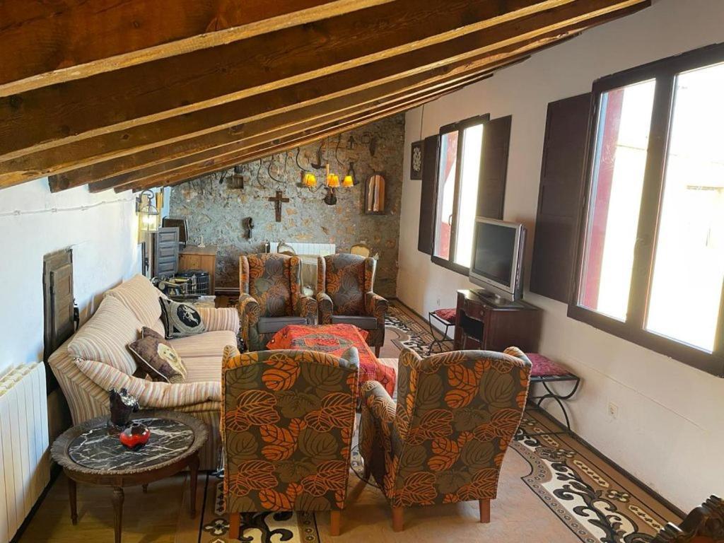 Casa Rural Vicenta 1750 Albentosa Εξωτερικό φωτογραφία
